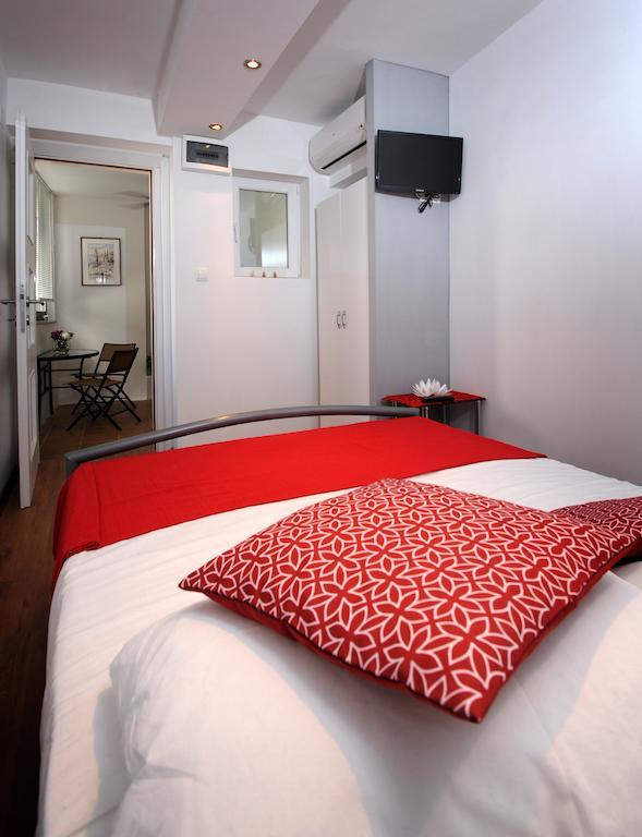 Rooms & Apartment Lasta Spalato Camera foto
