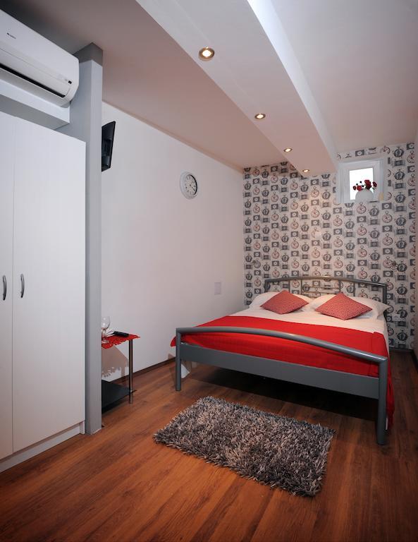 Rooms & Apartment Lasta Spalato Camera foto