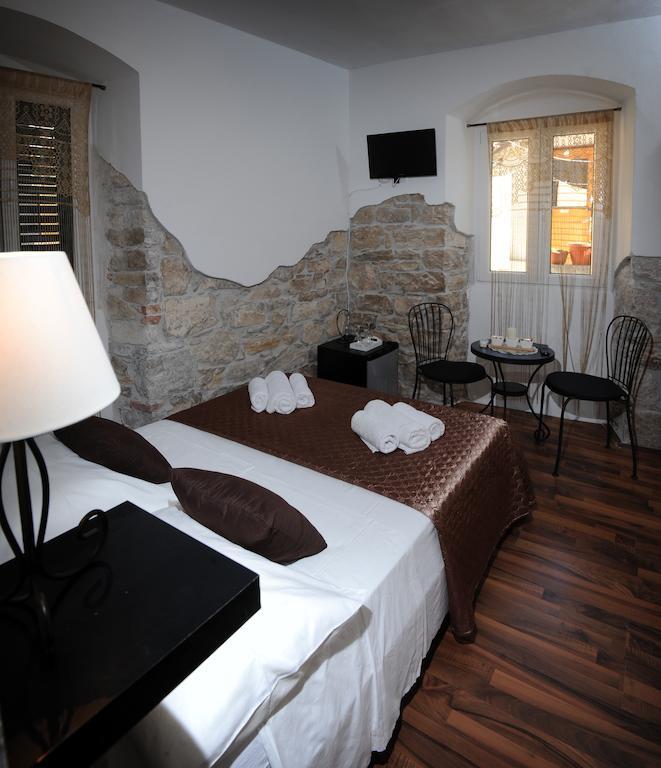 Rooms & Apartment Lasta Spalato Camera foto