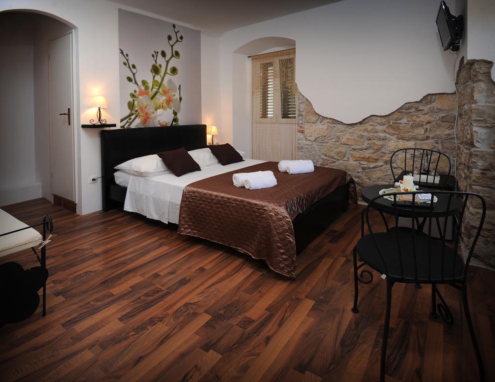 Rooms & Apartment Lasta Spalato Camera foto